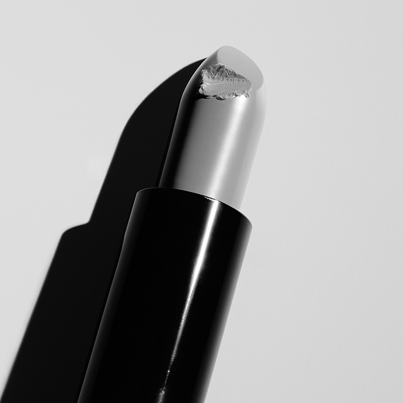 contemporary art london bw lipstick photography 1